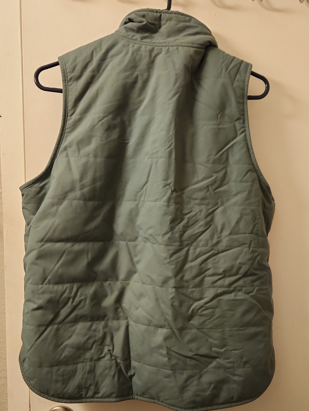 Carhartt Women's Sage Green Quilted Sherpa-Lined Vest- M 8/10 - Picture 8 of 9